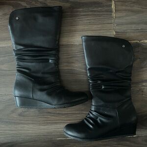 Black Women's Wedge Boots